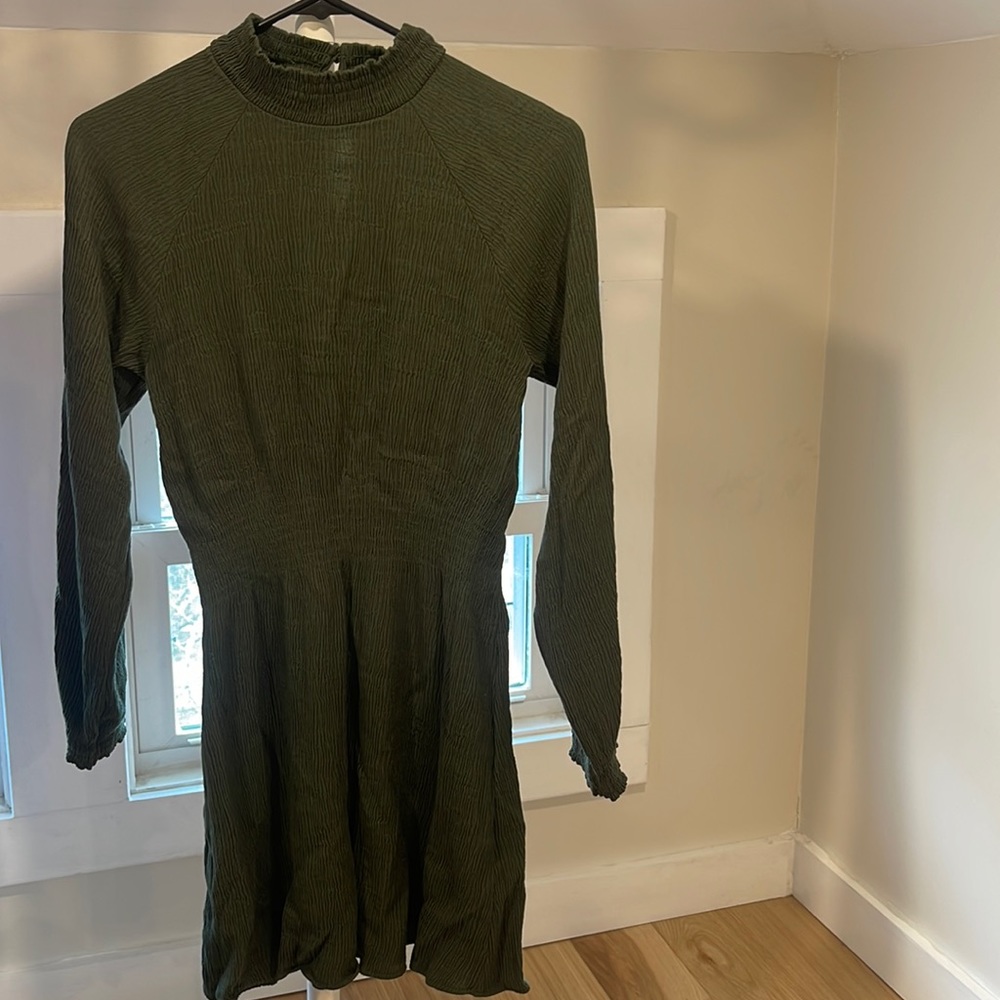 zara green mock neck dress, size medium